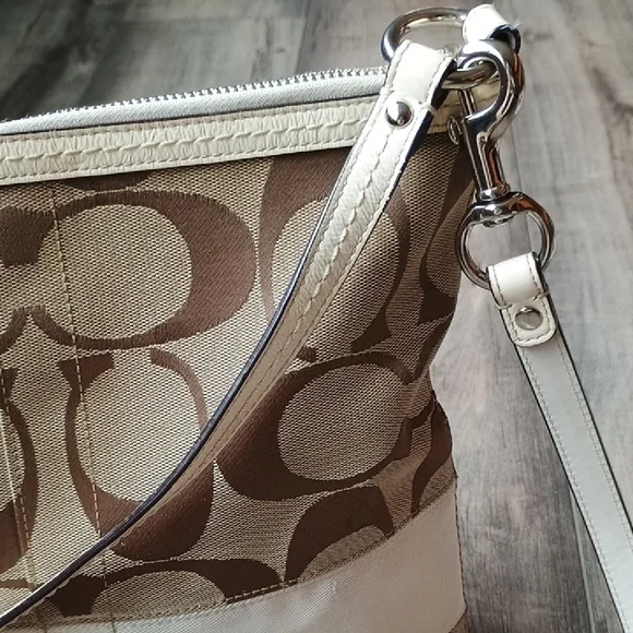 Coach Beige and White Crossbody Bag - Picture 3 of 16